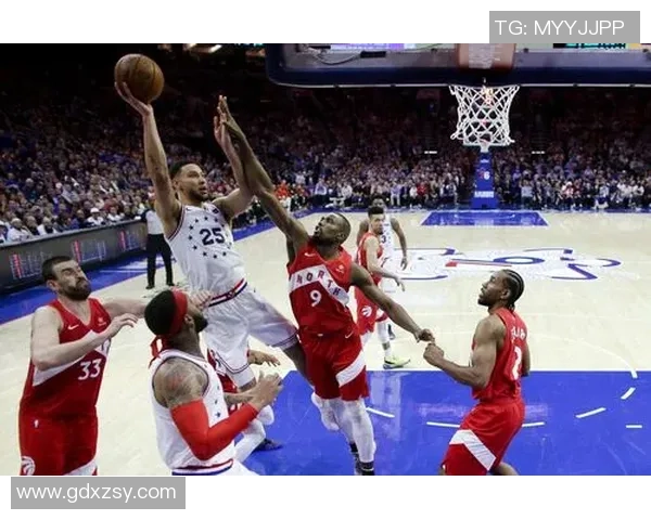 成都篮球队阵地战解析：战术布局与球员配合的深度剖析