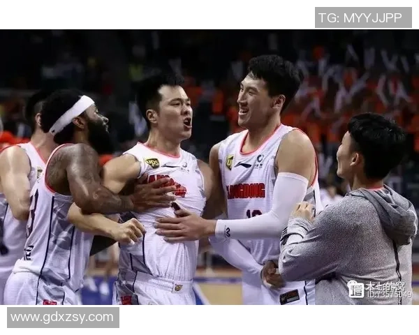 杨丽专访：从球场到人生的精彩旅程与篮球的深厚情缘